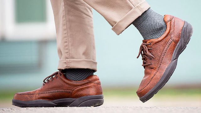 drc-news-thumbnail-socks Brown leather walking shoes and tan pants